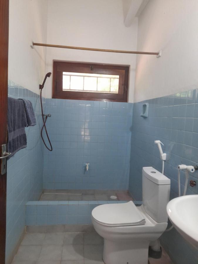 Hotel Santis 히카두와 외부 사진